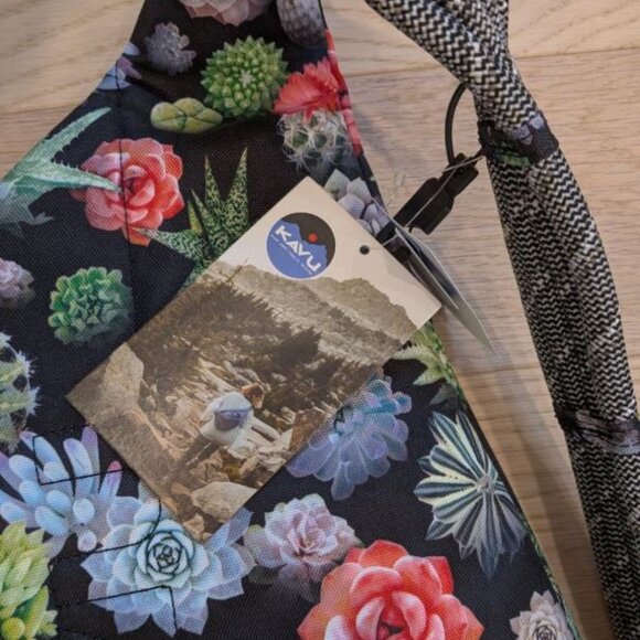 KAVU Succulent cactus Rope Bag Crossbody Sling Backpack plants Rare - Picture 4 of 5